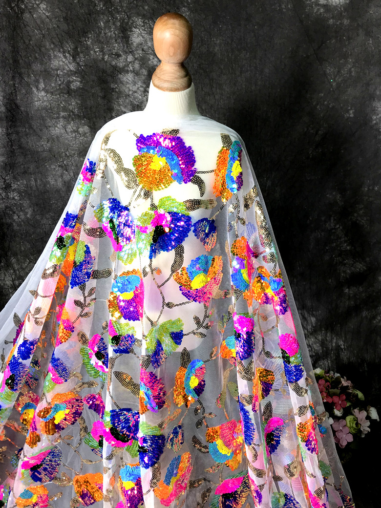 Crystal Mesh Fabric - Abito in rete lucida con fiori