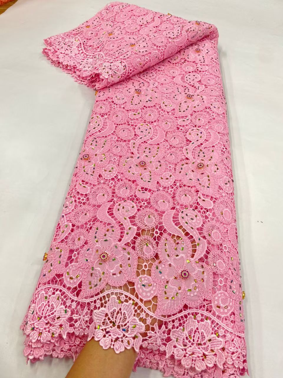 Ultimo tessuto di pizzo guipur - Crystal Mesh Fabric recensione e prezzo