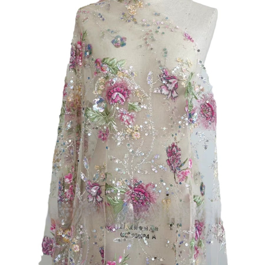 Tessuto in Pizzo di Lusso con  - Embellish Knit recensione e prezzo